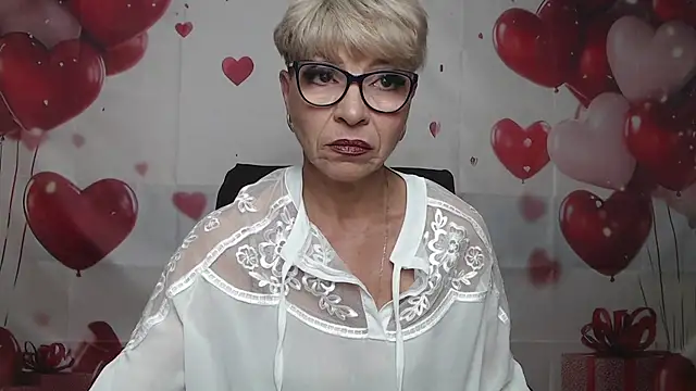 Snapshot of EllaBonito chatting on 12, 5, 2026 EllaBonito online show from 12, 5, 2026
