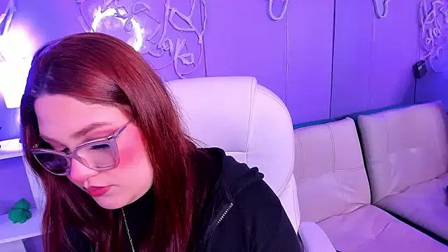 Camiila Osorio online show from 9, 1, 2026