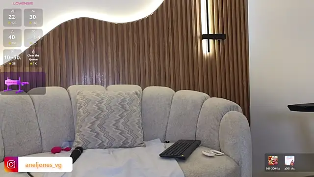 anellejones online show from 28, 7, 2026