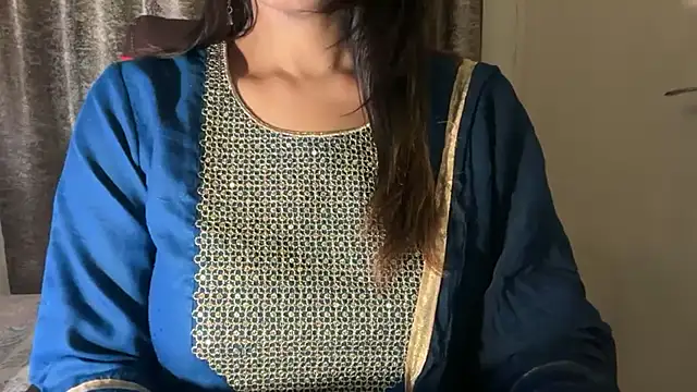 Snapshot of Cupid_of_Hearts chatting on 14, 3, 2026 Cupid of Hearts online show from 14, 3, 2026