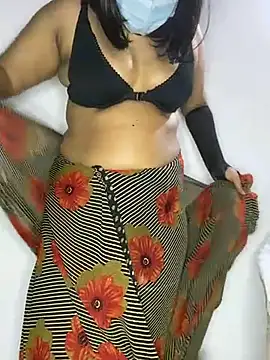 Shadow Girl007 online show from 13, 1, 2025