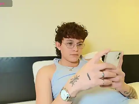 ccamilo-andress online show from 4, 3, 2026