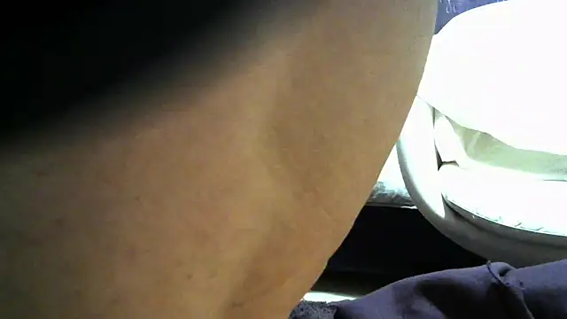 Snapshot of necckk1234 chatting on 8, 3, 2025 necckk1234 online show from 8, 3, 2025