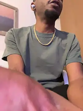 MobyDxck online show from 10, 1, 2025