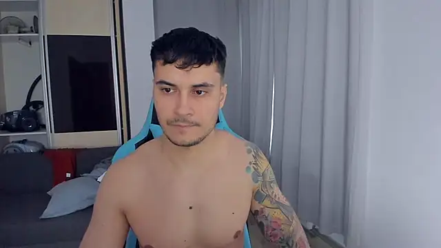 MatMalonne online show from 1, 1, 2025