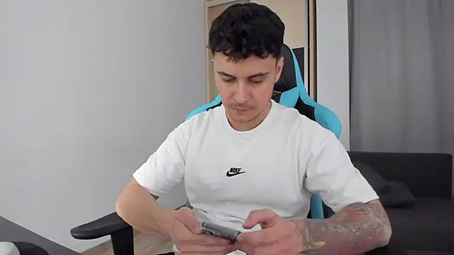 MatMalonne online show from 14, 2, 2025