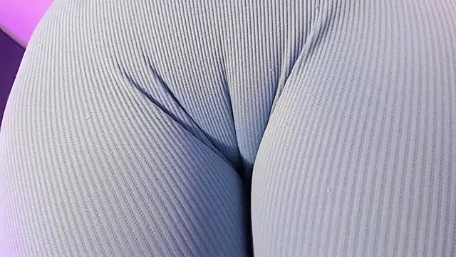 cloehonney online show from 11, 3, 2025