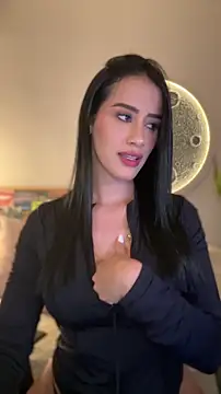 SarahhSmitth1 online show from 28, 4, 2026
