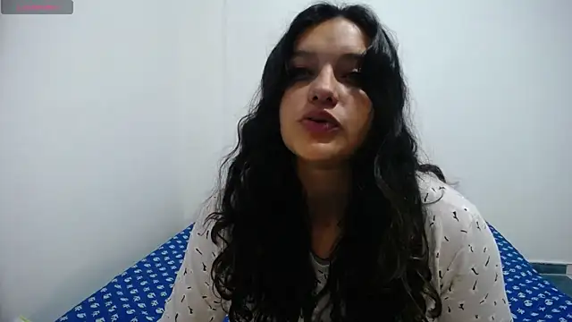 Snapshot of Laurenkenner_ chatting on 16, 12, 2024 Laurenkenner  online show from 16, 12, 2024