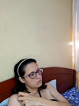 couple orgasm online show from 30, 4, 2026