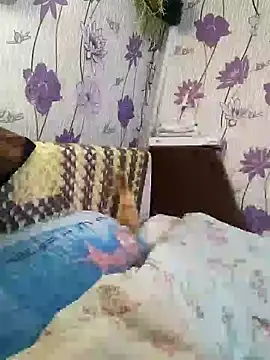 Snapshot of SweetLeila40 chatting on 19, 1, 2025 SweetLeila40 online show from 19, 1, 2025