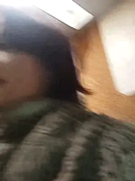 Snapshot of SweetLeila40 chatting on 2, 11, 2025 SweetLeila40 online show from 2, 11, 2025