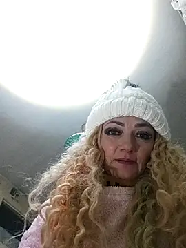 Snapshot of SweetLeila40 chatting on 18, 1, 2026 SweetLeila40 online show from 18, 1, 2026