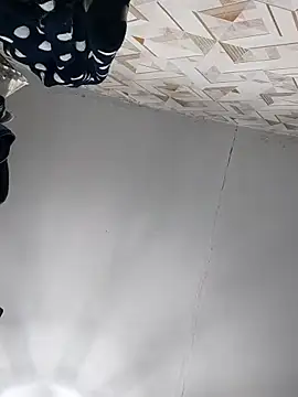 Snapshot of SweetLeila40 chatting on 5, 2, 2026 SweetLeila40 online show from 5, 2, 2026