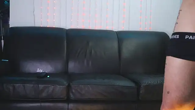 Snapshot of DamienSliick chatting on 27, 2, 2026 DamienSliick online show from 27, 2, 2026