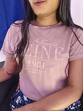 yhona darling online show from 28, 5, 2026