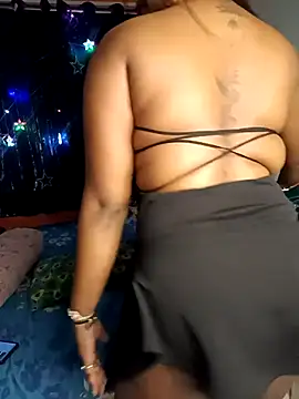 Snapshot of Hot_Urvi chatting on 10, 11, 2025 Hot Urvi online show from 10, 11, 2025