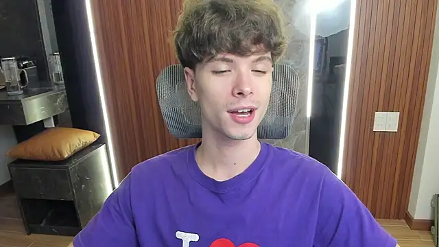 calvin love you online show from 19, 4, 2026