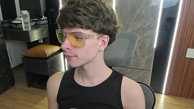 calvin love you online show from 23, 5, 2026