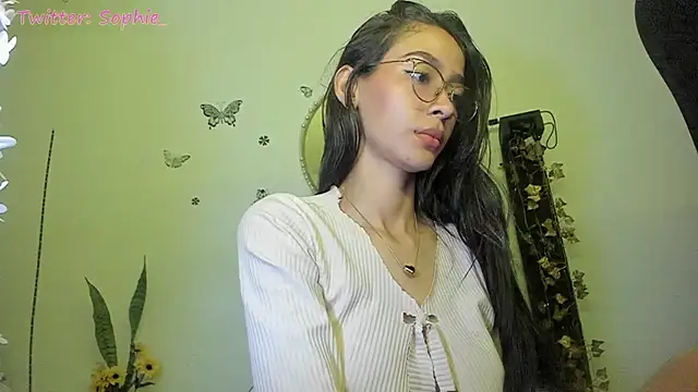 Sophie sweett19 online show from 1, 3, 2025