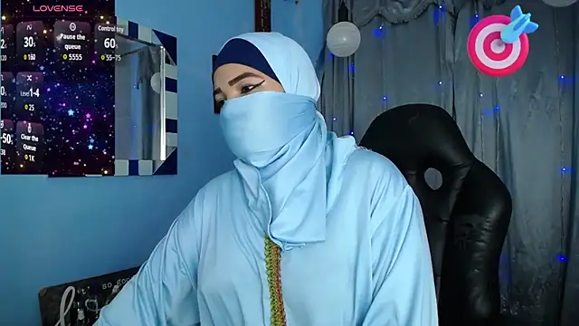 Falak-Yasin online show from 4, 11, 2025