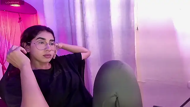 Horny tgn online show from 4, 5, 2026