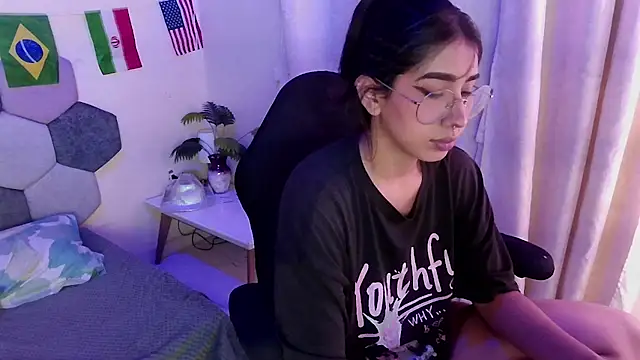 Horny tgn online show from 5, 7, 2026