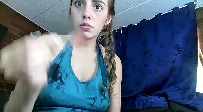 Snapshot of ValeriaLacrozee chatting on 13, 1, 2025 ValeriaLacrozee online show from 13, 1, 2025