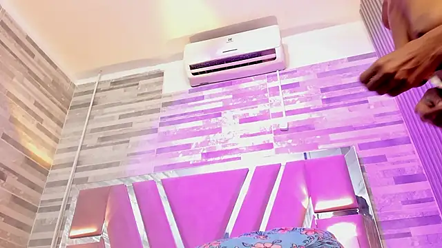 Snapshot of ebony_march chatting on 22, 11, 2025 ebony march online show from 22, 11, 2025