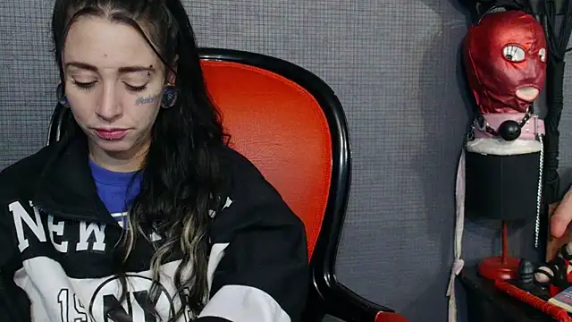 LusstCruella online show from 2, 3, 2025