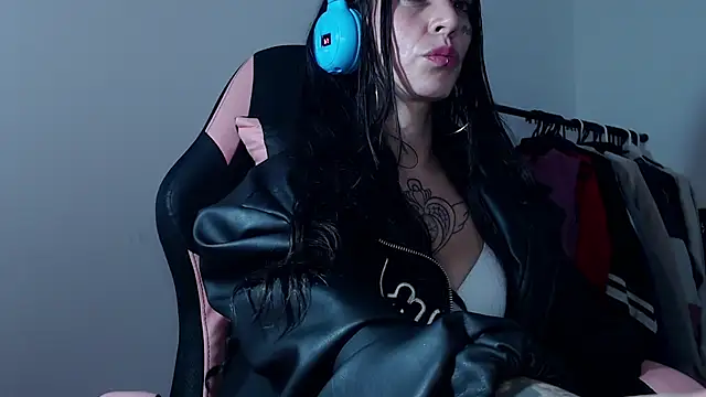 LusstCruella online show from 6, 8, 2026