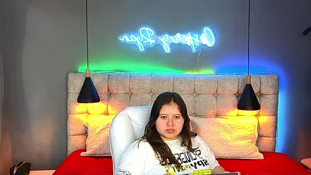 Laia and Aloby online show from 23, 12, 2024