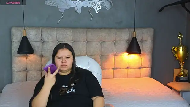 Laia and Aloby online show from 8, 1, 2026