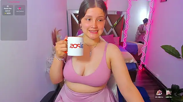 Snapshot of Krysstal_tay chatting on 21, 12, 2024 Krysstal tay online show from 21, 12, 2024