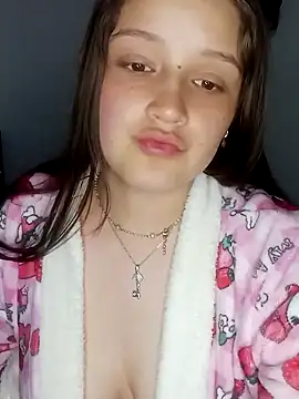 Snapshot of Krysstal_tay chatting on 24, 12, 2024 Krysstal tay online show from 24, 12, 2024