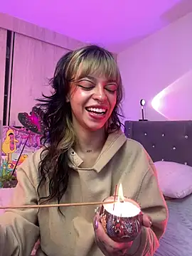 Kitty arts online show from 16, 3, 2025