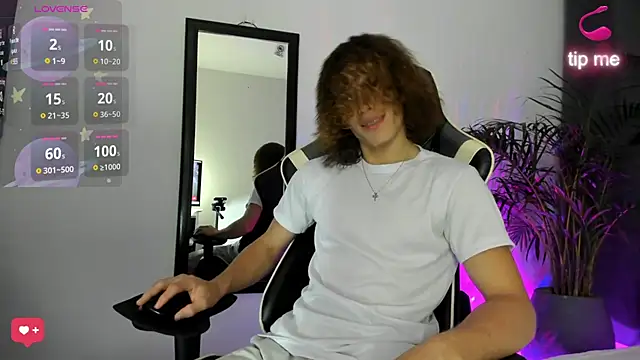 All3ssandr0 online show from 22, 12, 2024