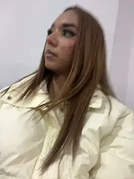 Snapshot of Nikol_Rang__ chatting on 19, 2, 2025 Nikol Rang   online show from 19, 2, 2025