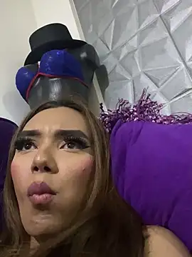 Snapshot of Nikol_Rang__ chatting on 11, 3, 2025 Nikol Rang   online show from 11, 3, 2025