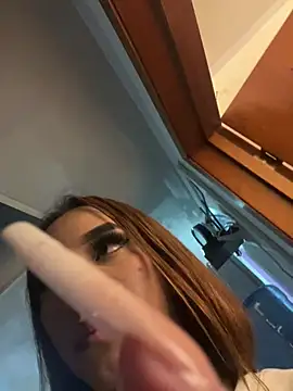 Snapshot of Nikol_Rang__ chatting on 15, 3, 2025 Nikol Rang   online show from 15, 3, 2025