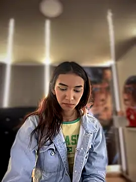 Snapshot of Nikol_Rang__ chatting on 11, 9, 2025 Nikol Rang   online show from 11, 9, 2025