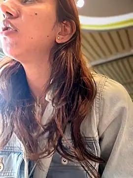 Snapshot of Nikol_Rang__ chatting on 10, 10, 2025 Nikol Rang   online show from 10, 10, 2025