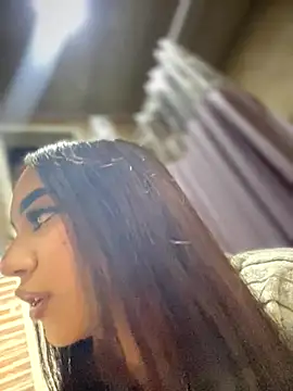 Snapshot of Nikol_Rang__ chatting on 17, 10, 2025 Nikol Rang   online show from 17, 10, 2025