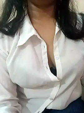 Snapshot of Rina777o chatting on 1, 3, 2025 Rina777o online show from 1, 3, 2025