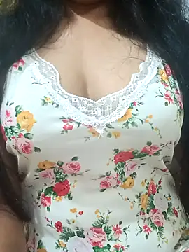 Snapshot of Rina777o chatting on 10, 10, 2025 Rina777o online show from 10, 10, 2025