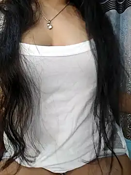 Snapshot of Rina777o chatting on 7, 7, 2026 Rina777o online show from 7, 7, 2026