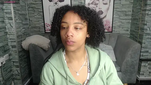 Violeth b online show from 23, 9, 2025