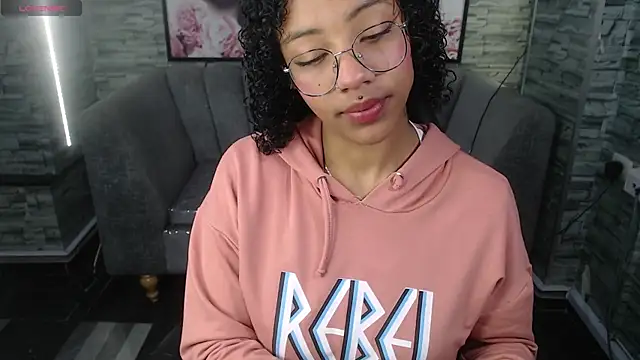 Violeth b online show from 6, 10, 2025