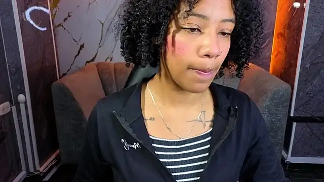 Violeth b online show from 6, 11, 2025