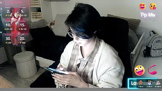 Snapshot of LisandreLaVenale chatting on 13, 12, 2024 LisandreLaVenale online show from 13, 12, 2024